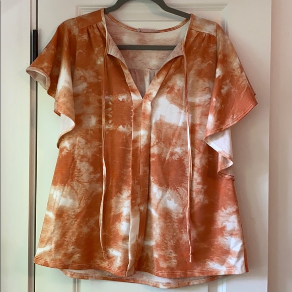 Tops - Ruthie Grace- Tie Dye shirt with flutter sleeves